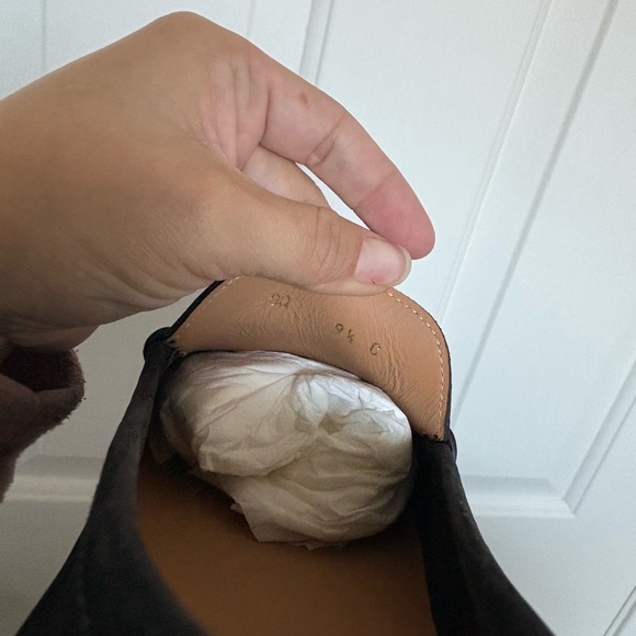 Salvatore Ferragamo Odilia Black Nubuck Driving Loafers Women’s 9.5 |$900 Retail - Picture 8 of 8